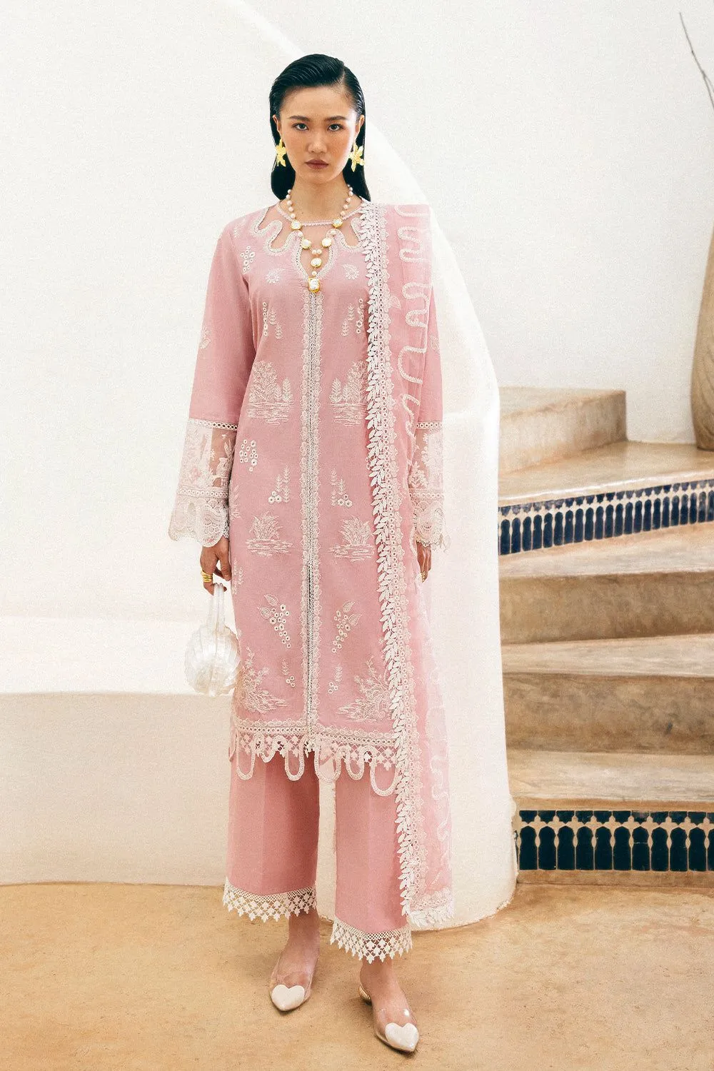 SAIRA RIZWAN JOIE SREP04-25