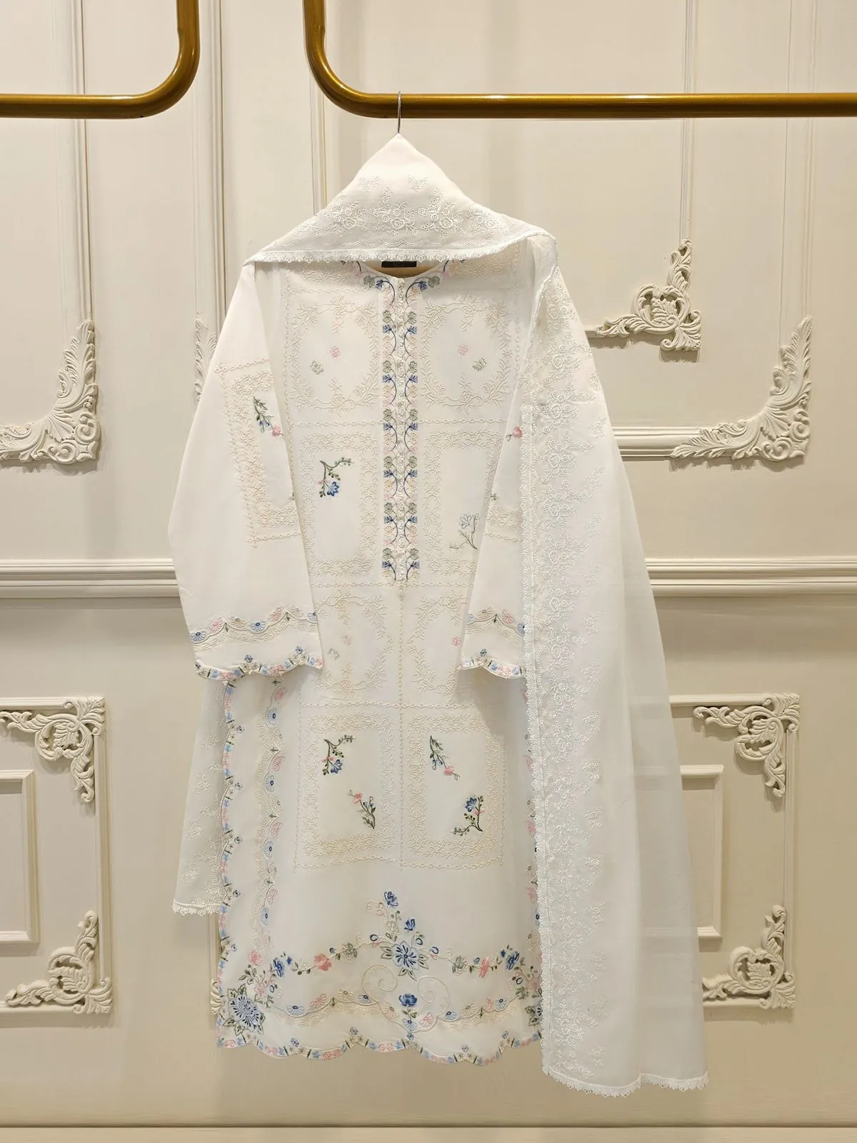 AGHA NOOR S111883