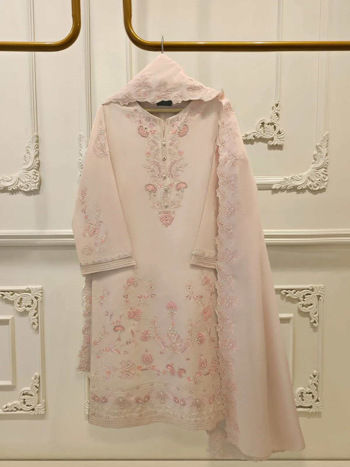 AGHA NOOR S112009