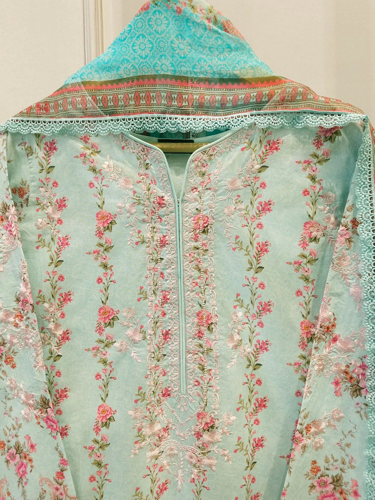 AGHA NOOR S112056