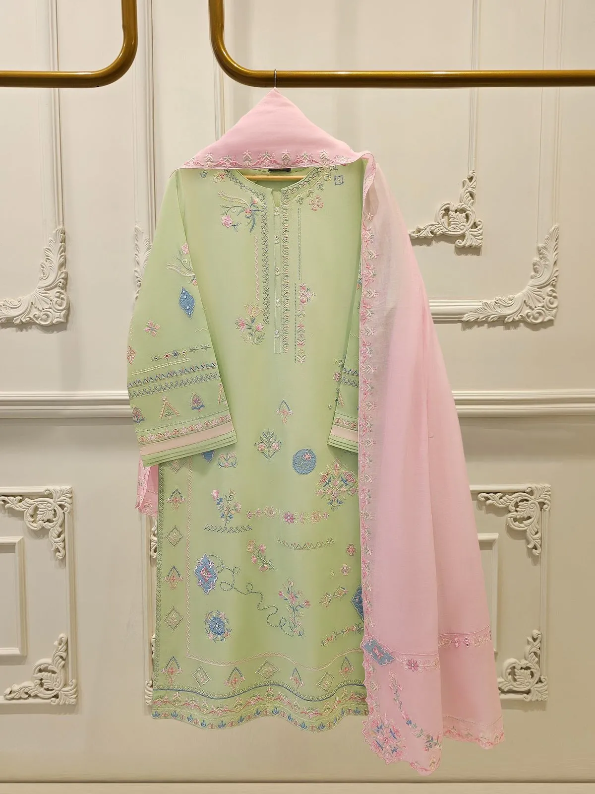 AGHA NOOR S112046