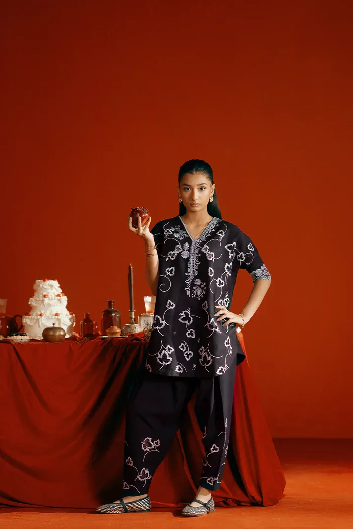 SAIRA RIZWAN JOOLIE BLACK - JBP25-06