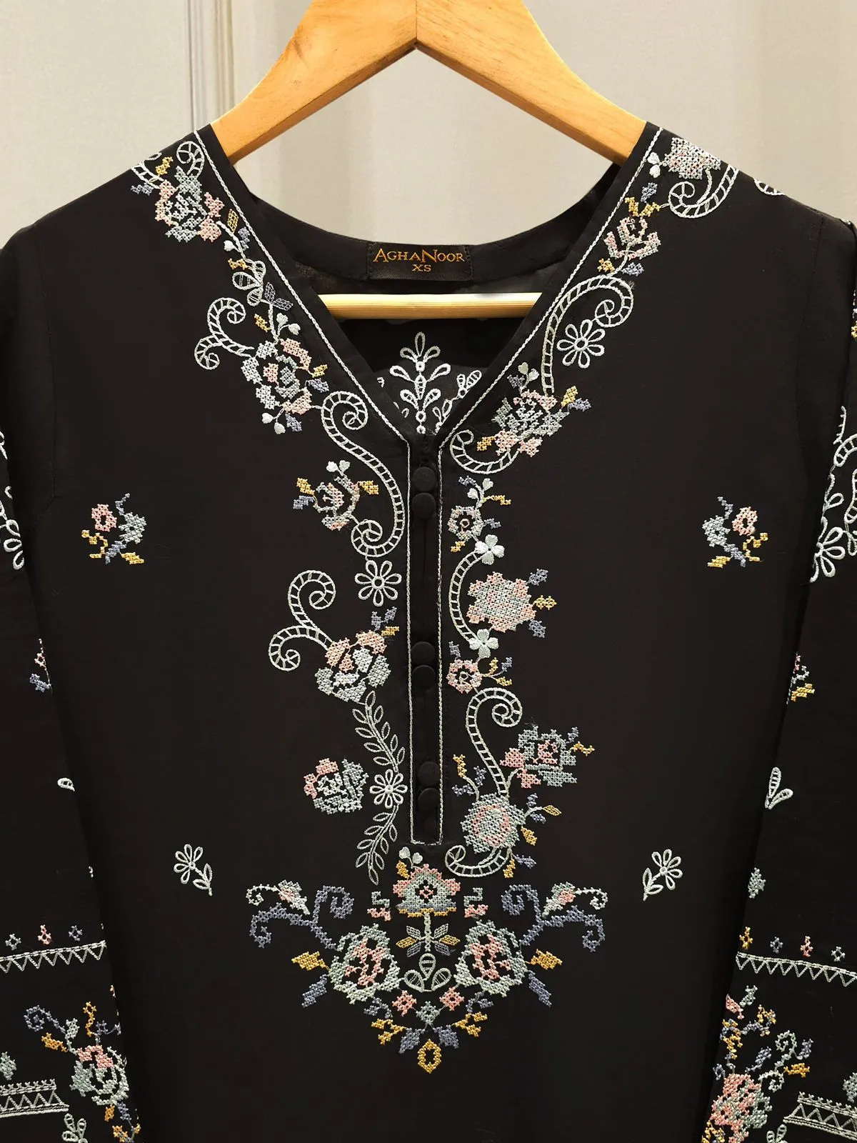 AGHA NOOR S112111
