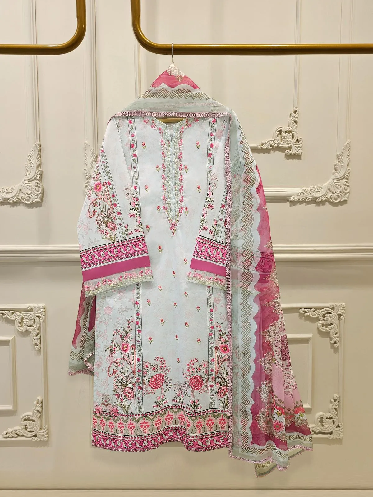 AGHA NOOR  S112179