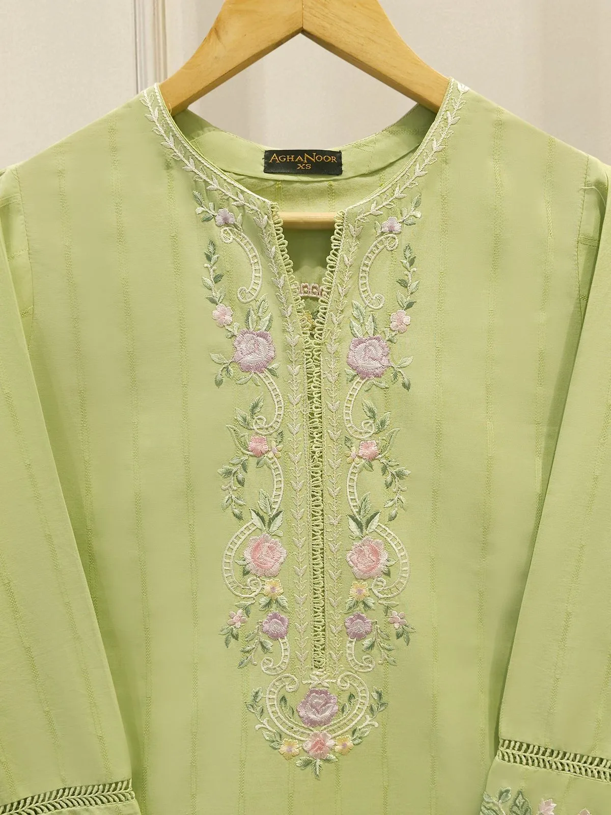 AGHA NOOR S112114