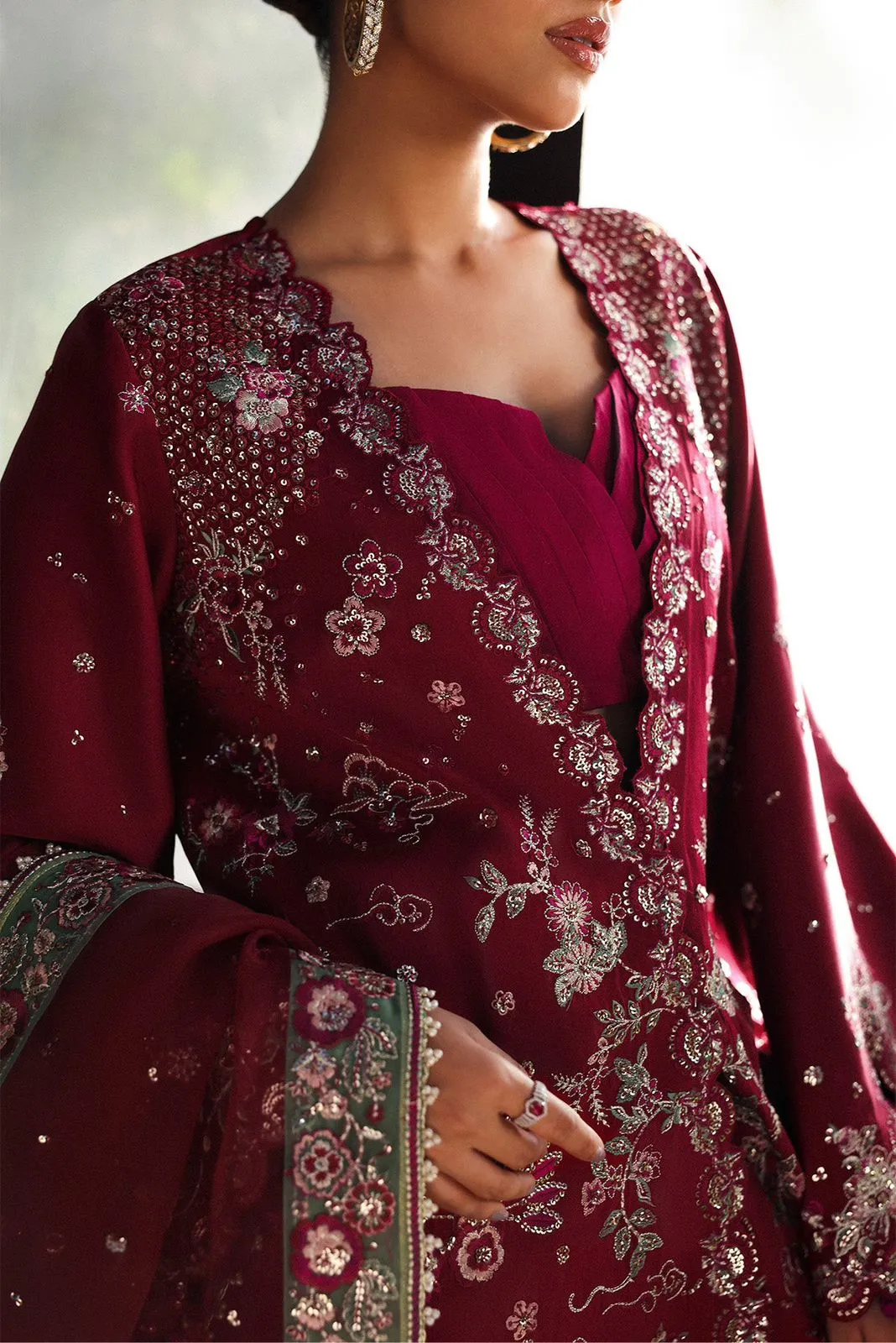 AFROZEH LA FUCHSIA YALIRA