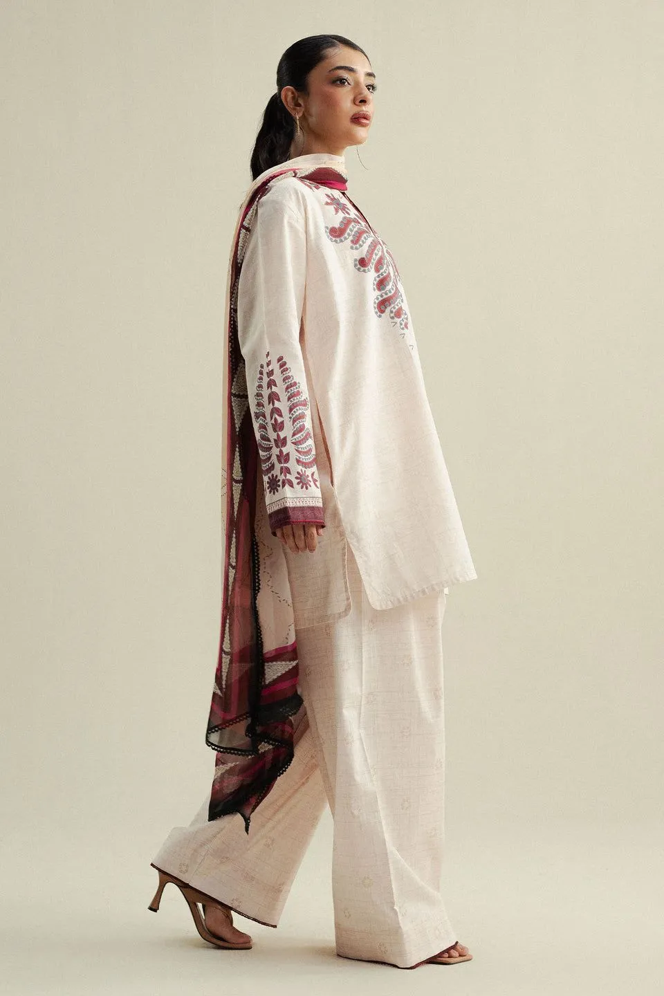 COCO BY ZARA SHAHJAHAN LILT-7B