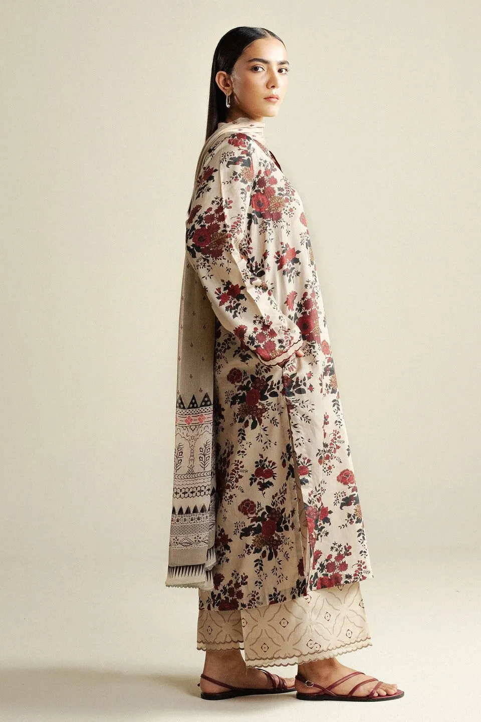 COCO BY ZARA SHAHJAHAN ASTER-4B