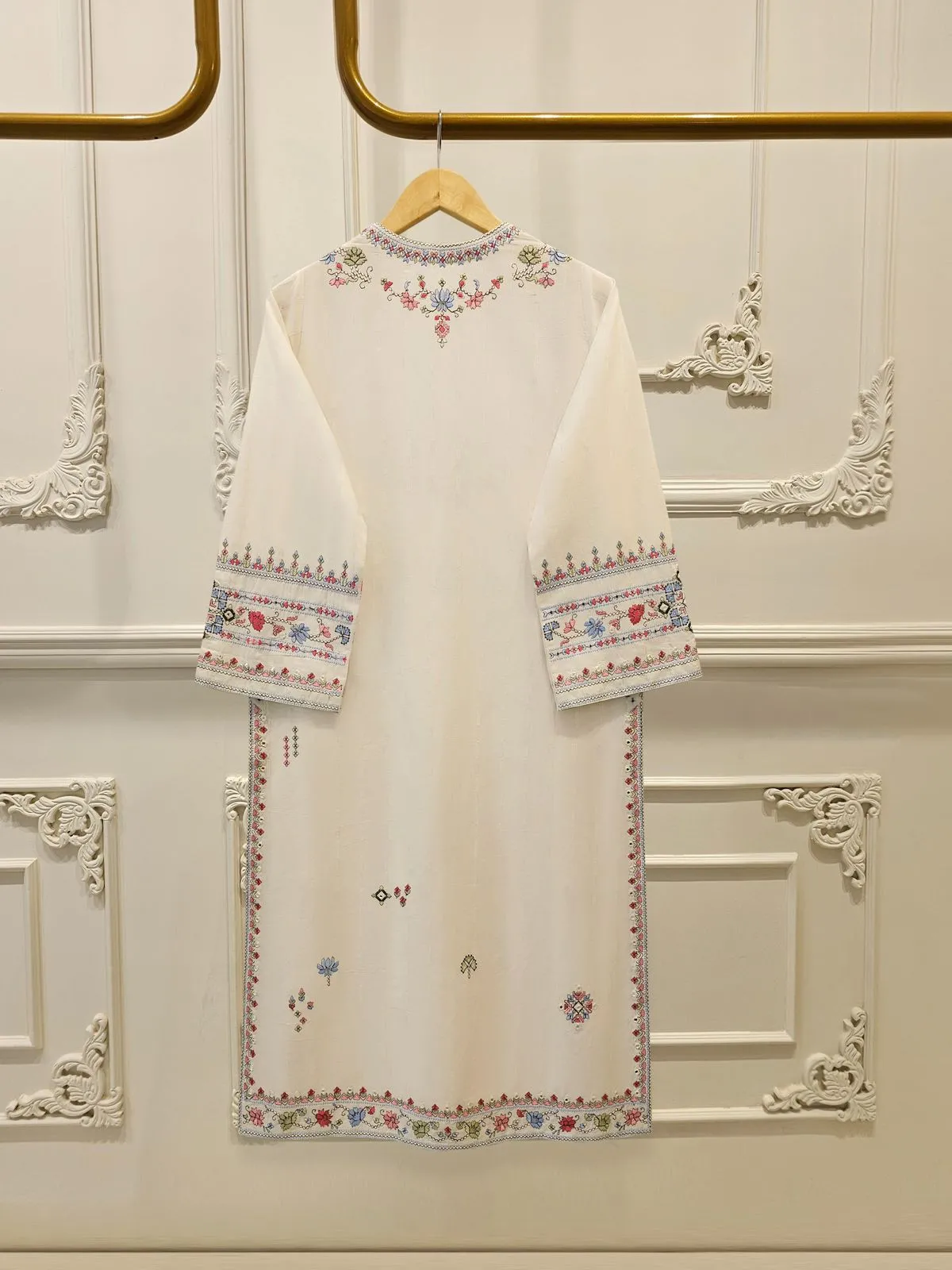 AGHA NOOR S112221