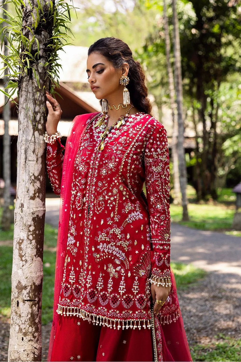 SAIRA RIZWAN GOLNAR-SRF25-01