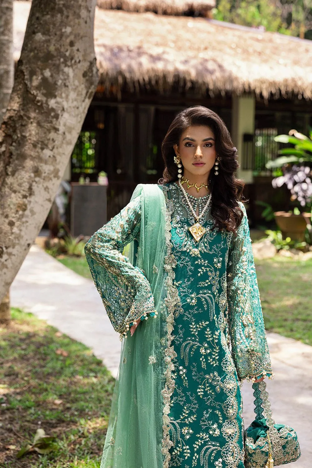 SAIRA RIZWAN KIANA-SRF25-04