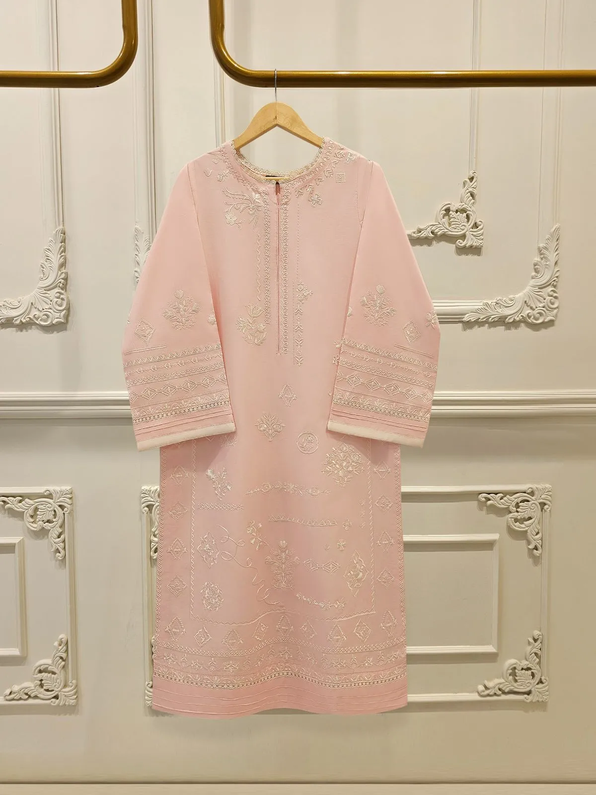 AGHA NOOR S112204