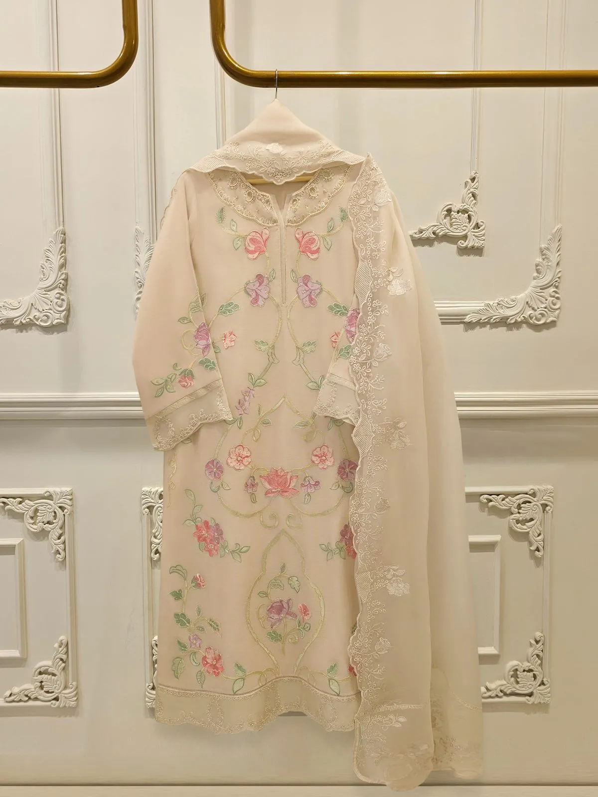 AGHA NOOR S112472