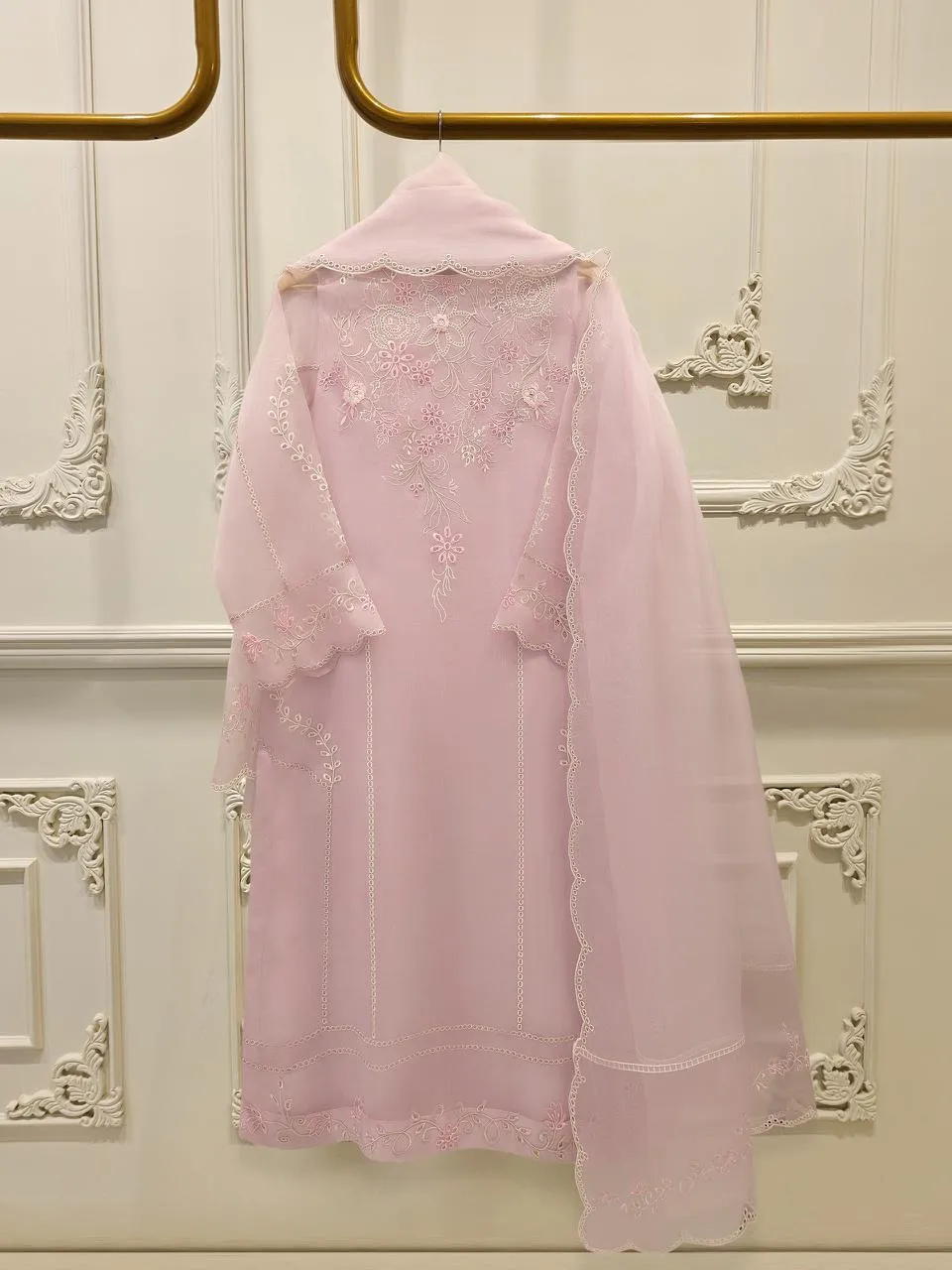 AGHA NOOR S112585