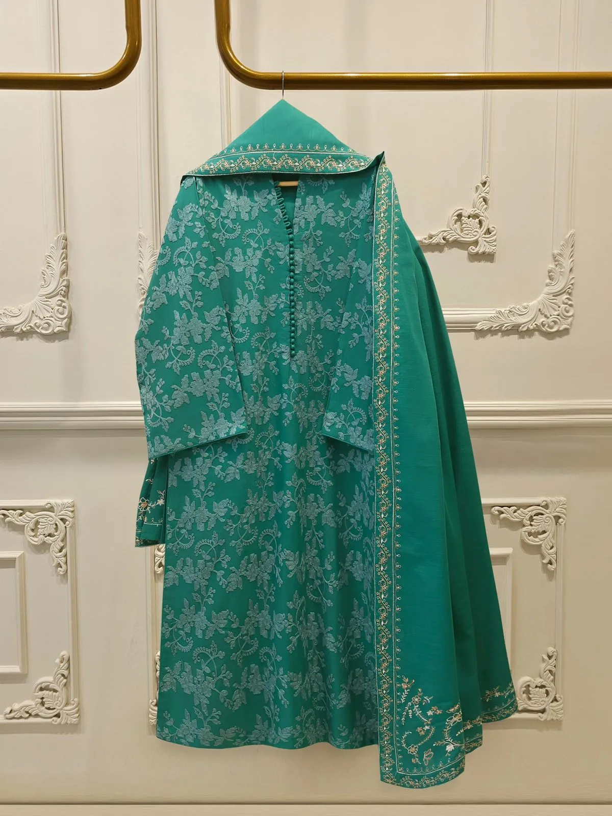 AGHA NOOR S112583