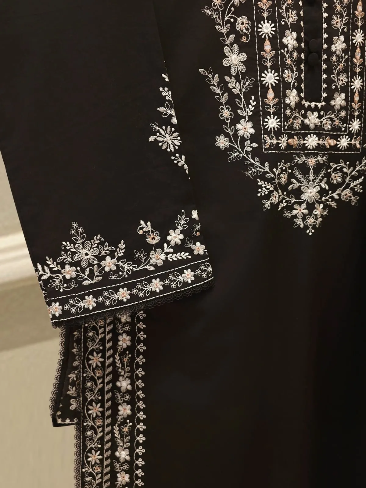 AGHA NOOR S112639