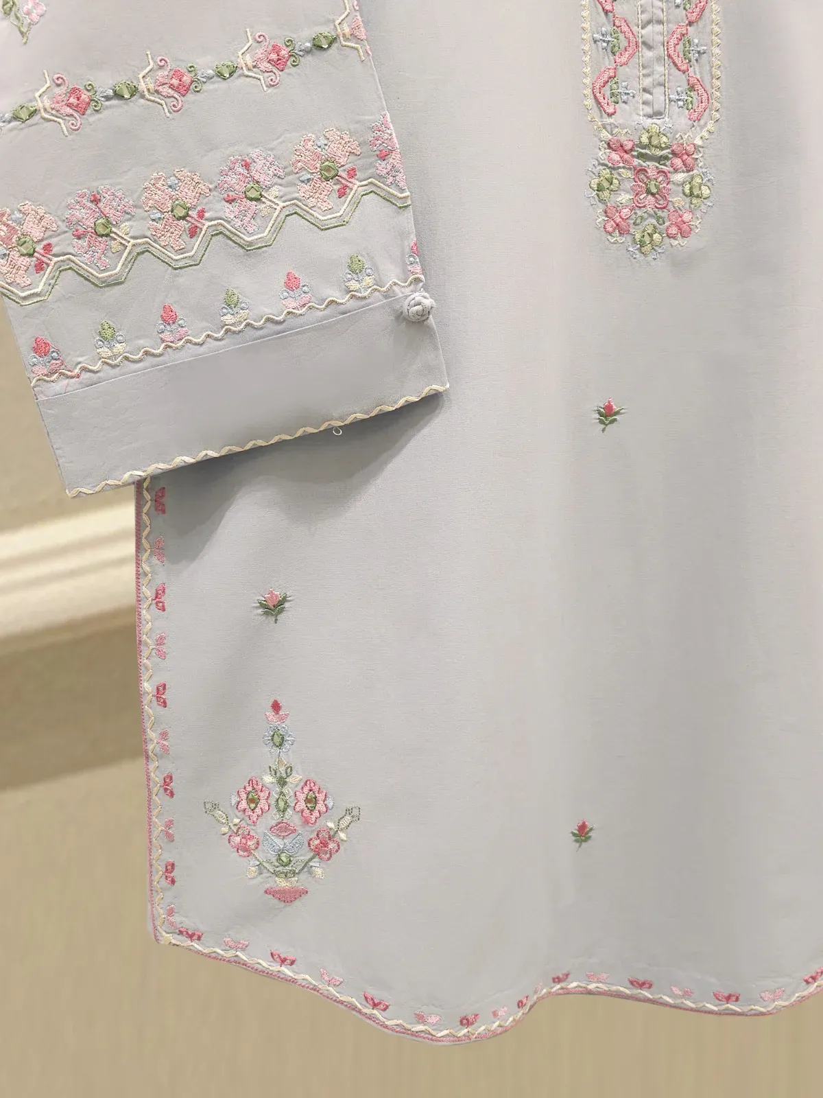 AGHA NOOR Ws00181 