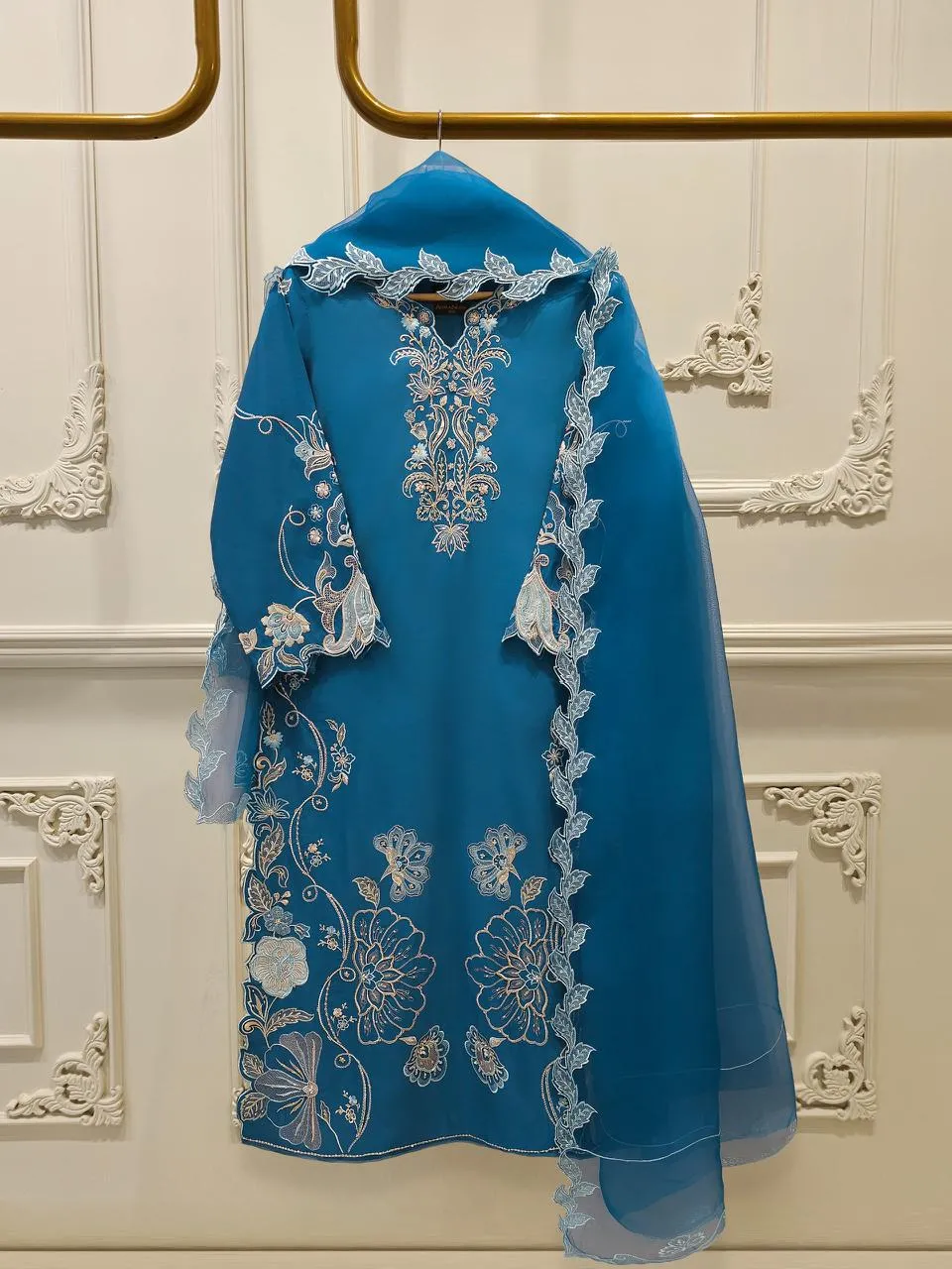 AGHA NOOR S112698