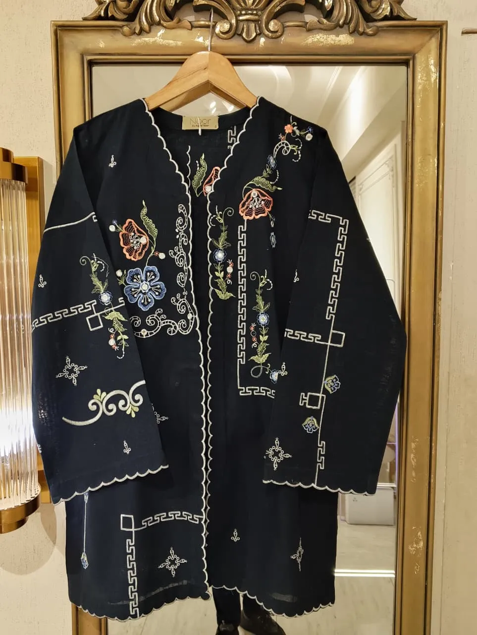 AGHA NOOR Ws00188