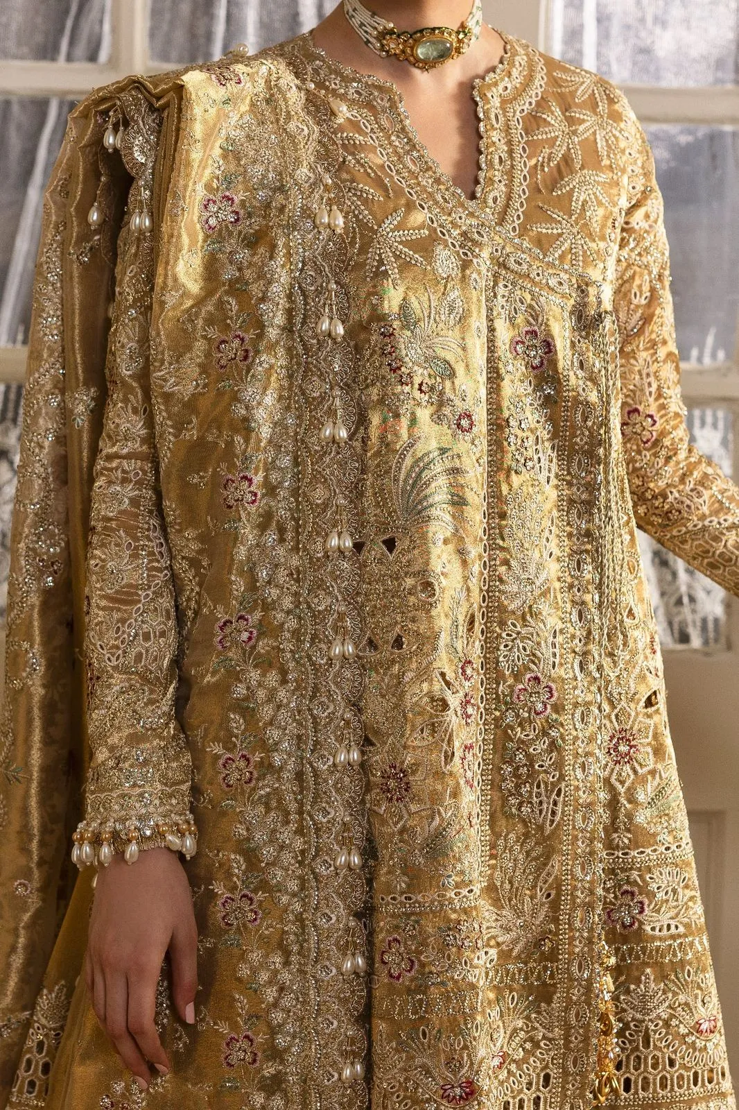 Afrozeh Dastangoi GOLDVEIL