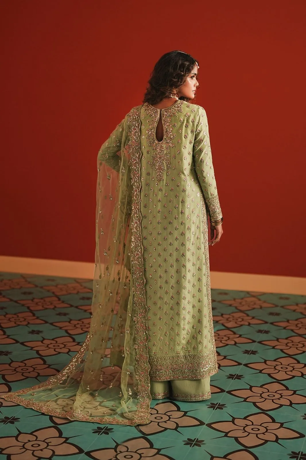 AFROZEH Divani SHAHWAR