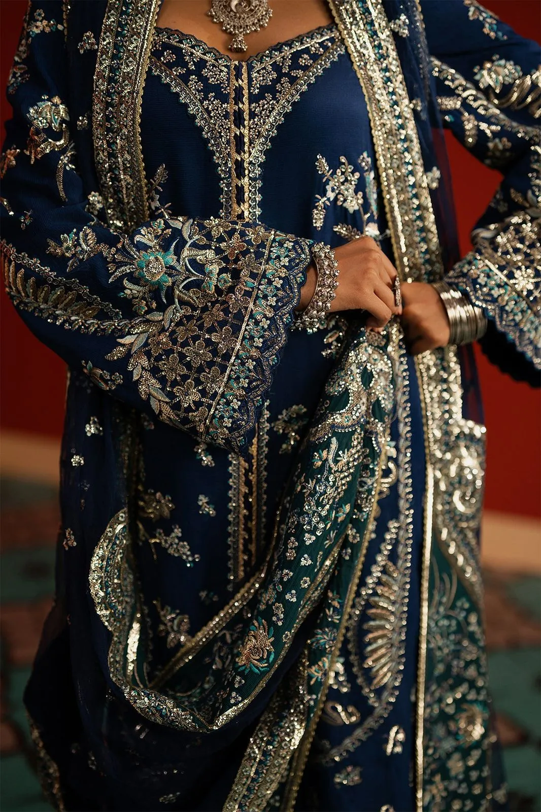 AFROZEH Divani MAHREEN