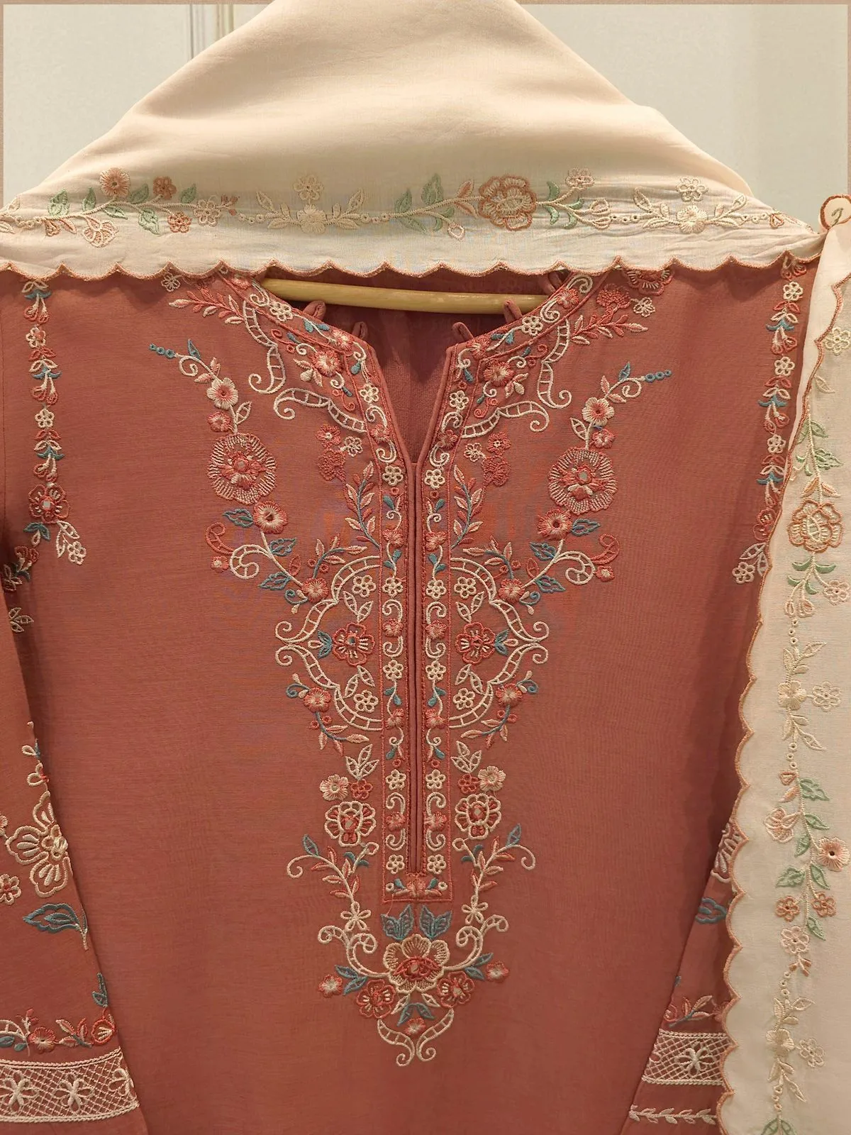 AGHA NOOR RTW S112800