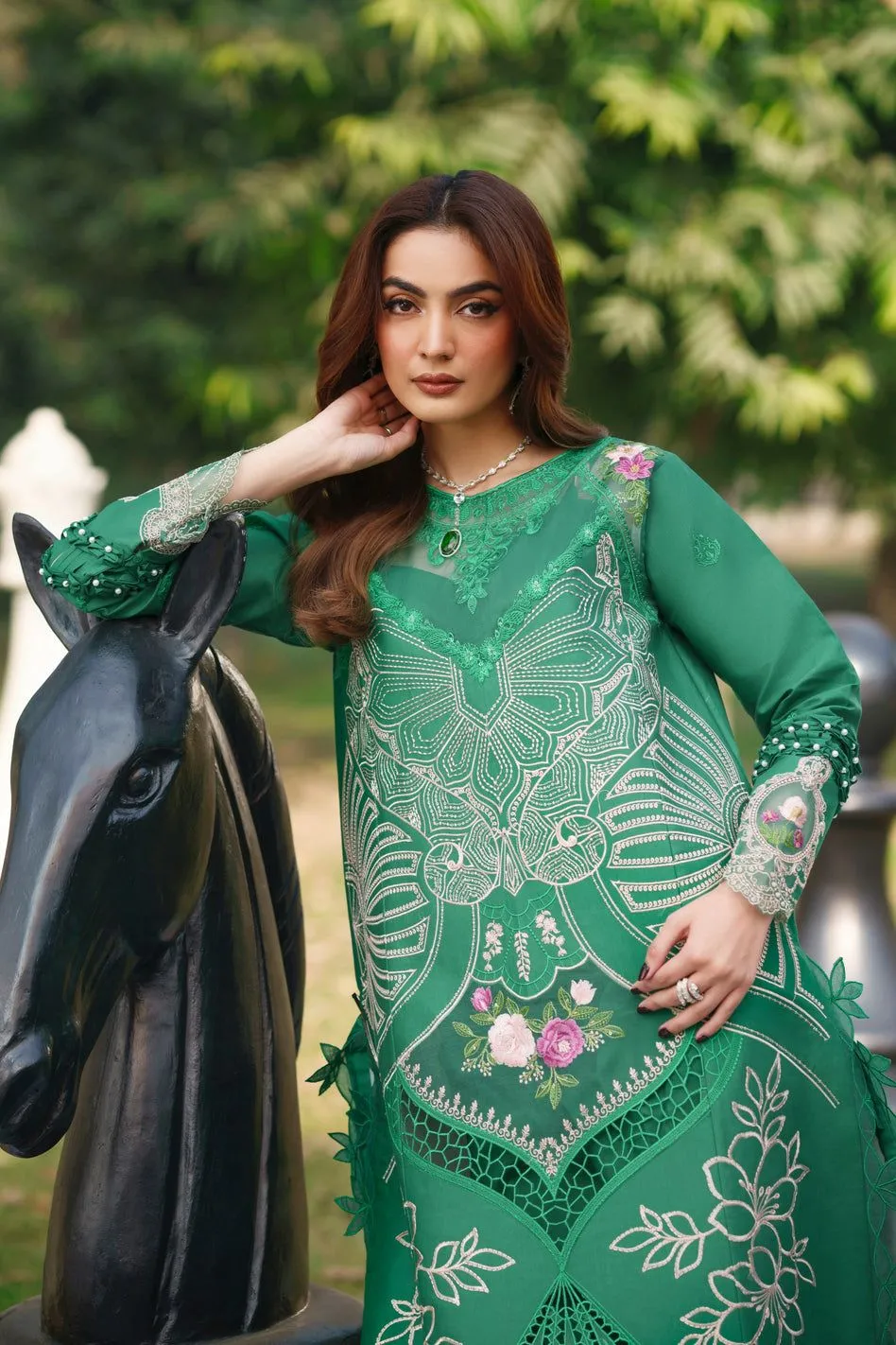 PARISHAY SQ-11 | 3 PC LAWN