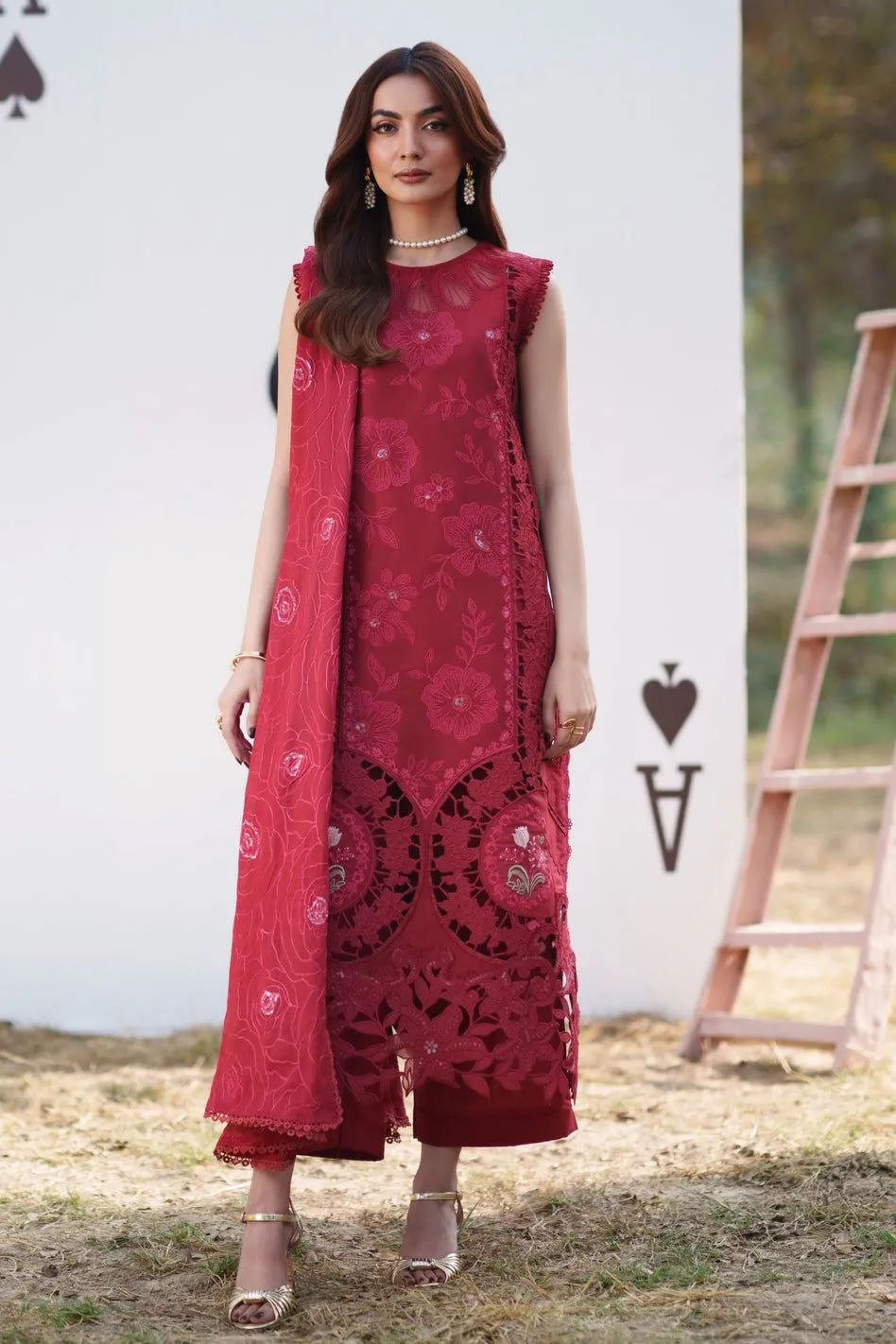 PARISHAY SQ-01 | 3 PC LAWN