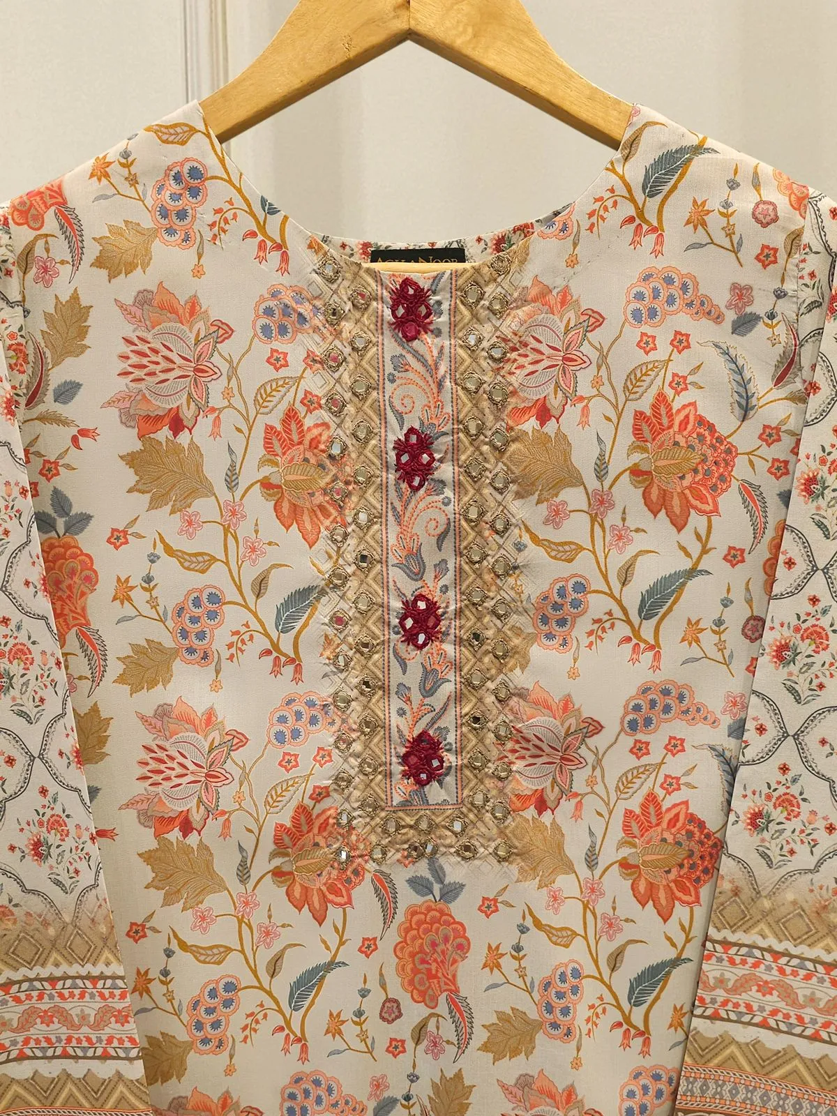 AGHA NOOR RTW S112958
