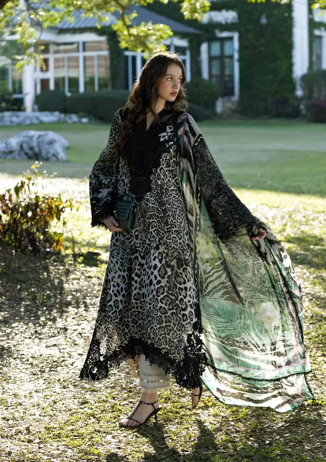 ELAF SIGNATURE EMBROIDERED PRINTS
