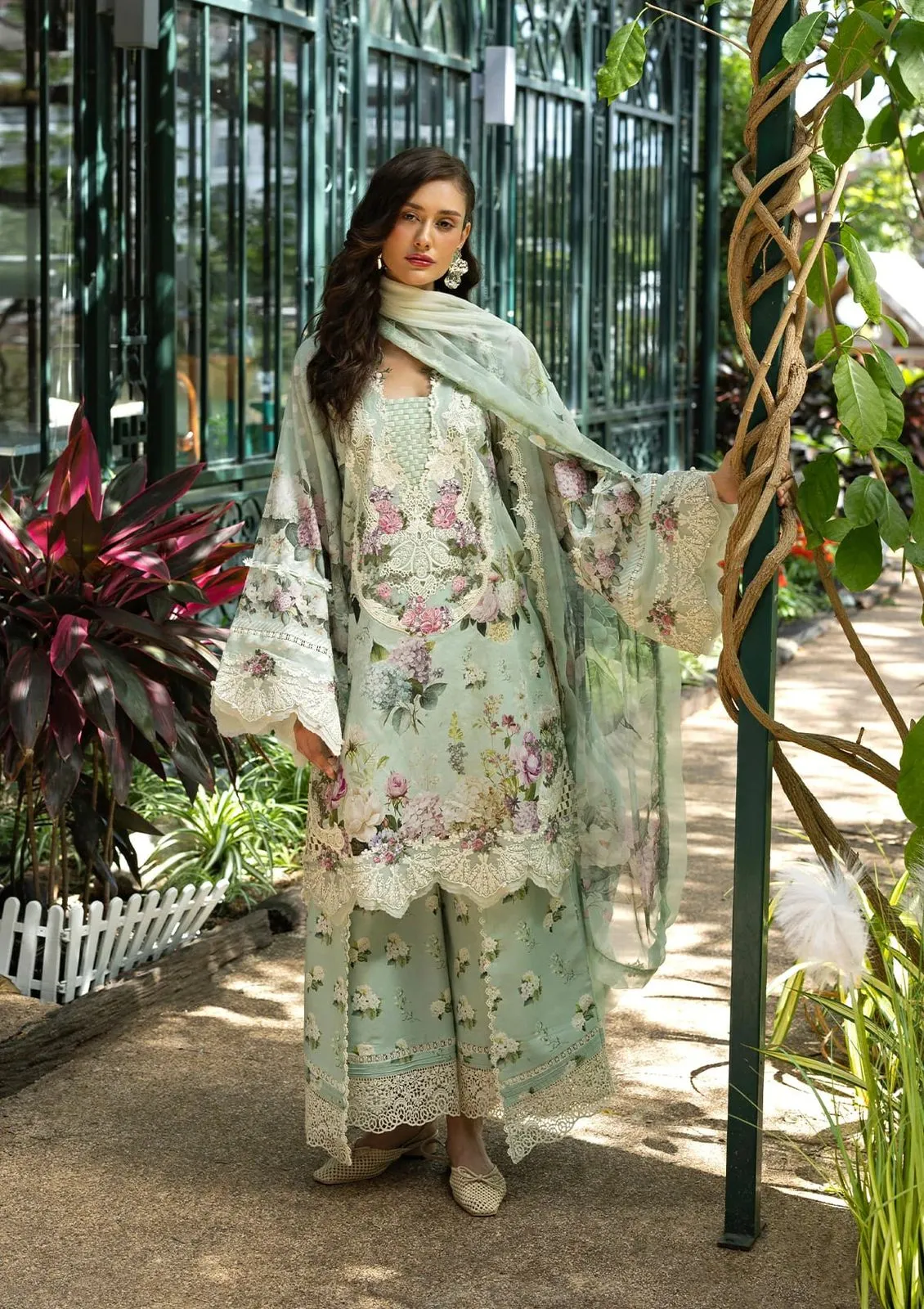 ELAF SIGNATURE EMBROIDERED PRINTS