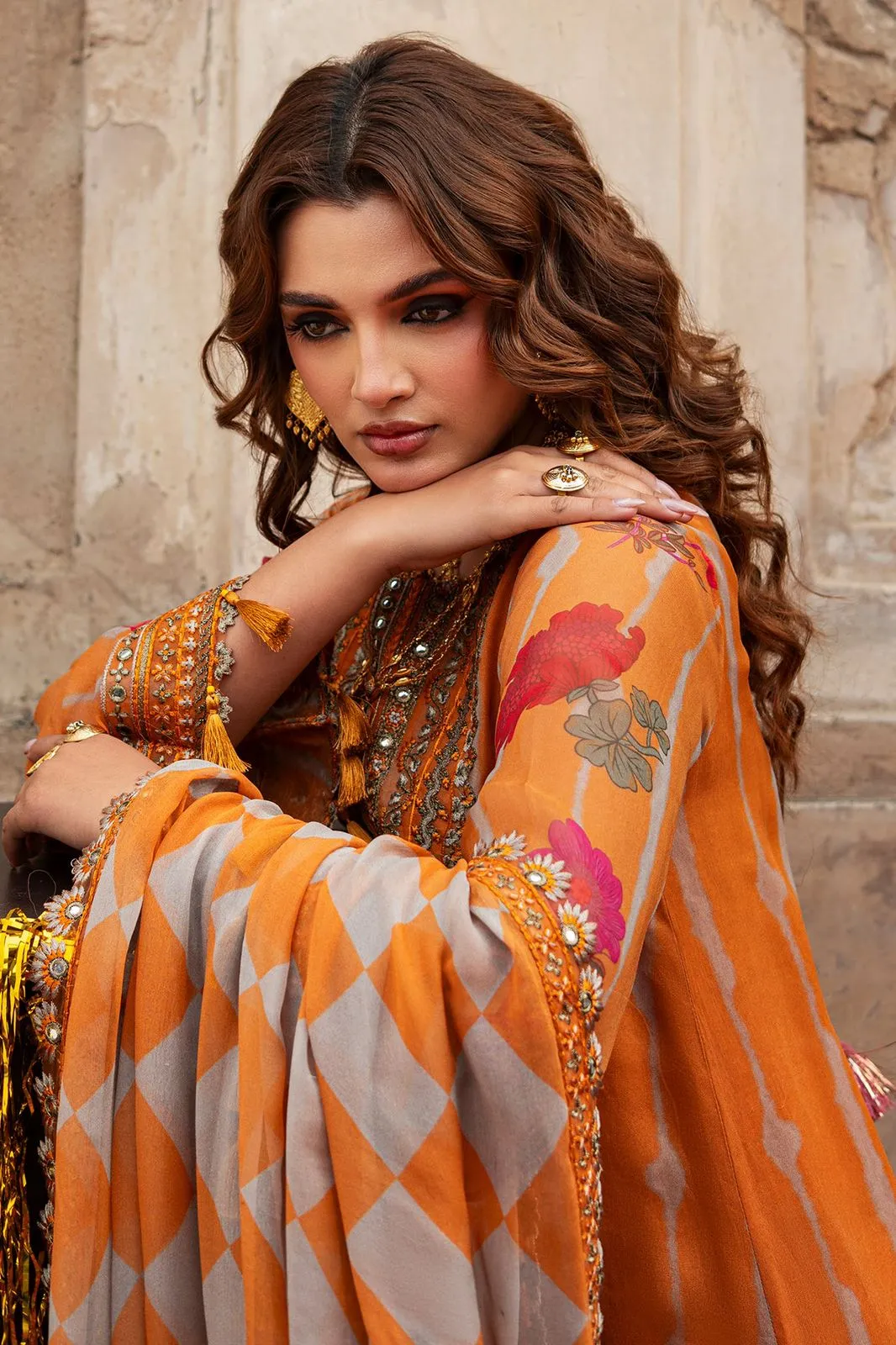 CHARIZMA VASAL