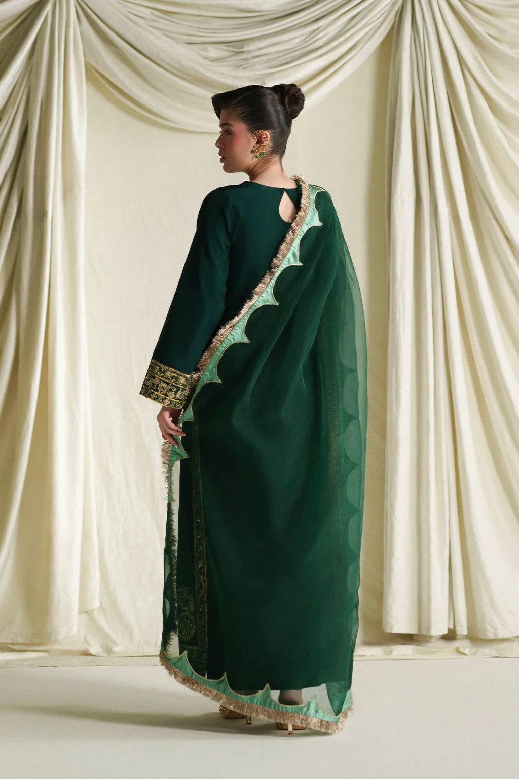 VANYA RTW