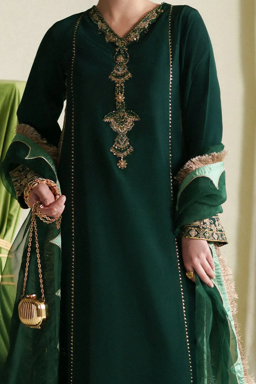 VANYA RTW