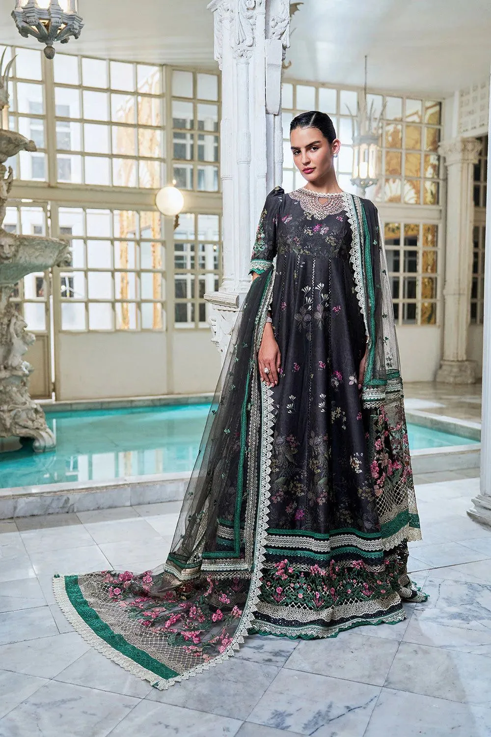SOBIA NAZIR LUXURY LAWN