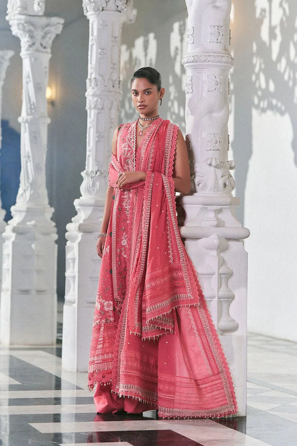 SOBIA NAZIR LUXURY LAWN