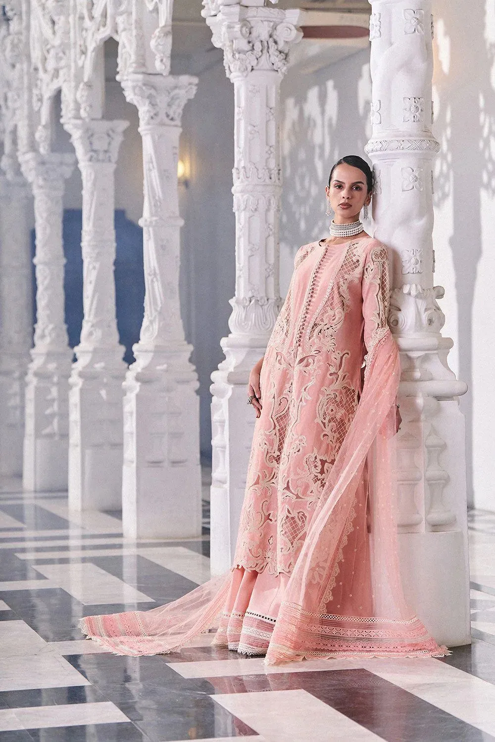 SOBIA NAZIR LUXURY LAWN