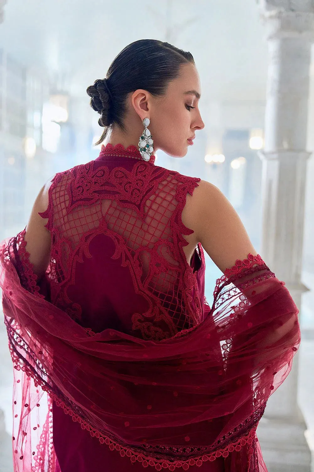 SOBIA NAZIR LUXURY LAWN