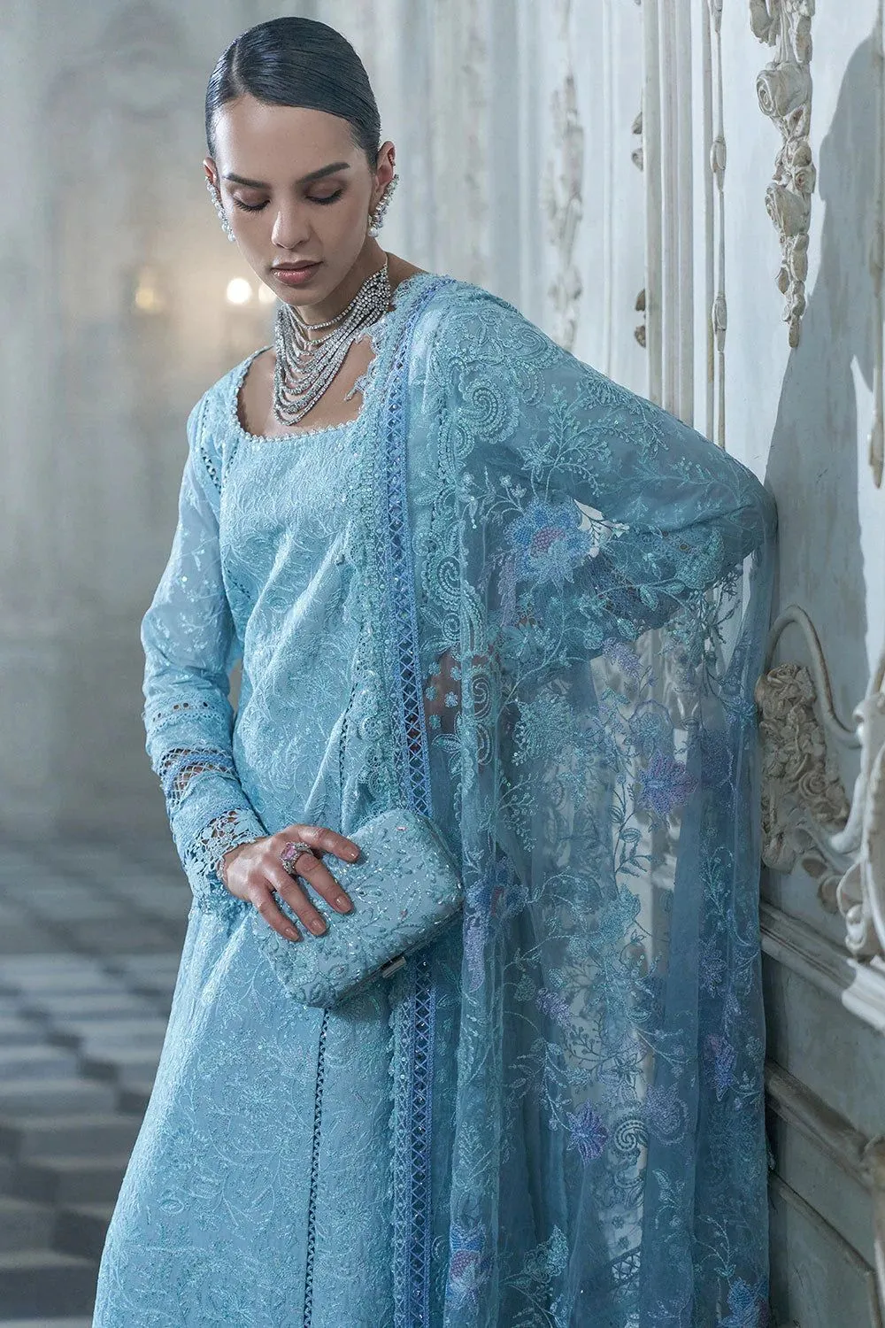 SOBIA NAZIR LUXURY LAWN