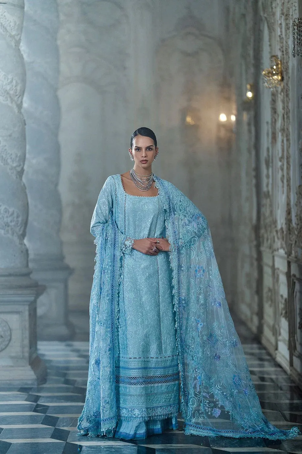 SOBIA NAZIR LUXURY LAWN