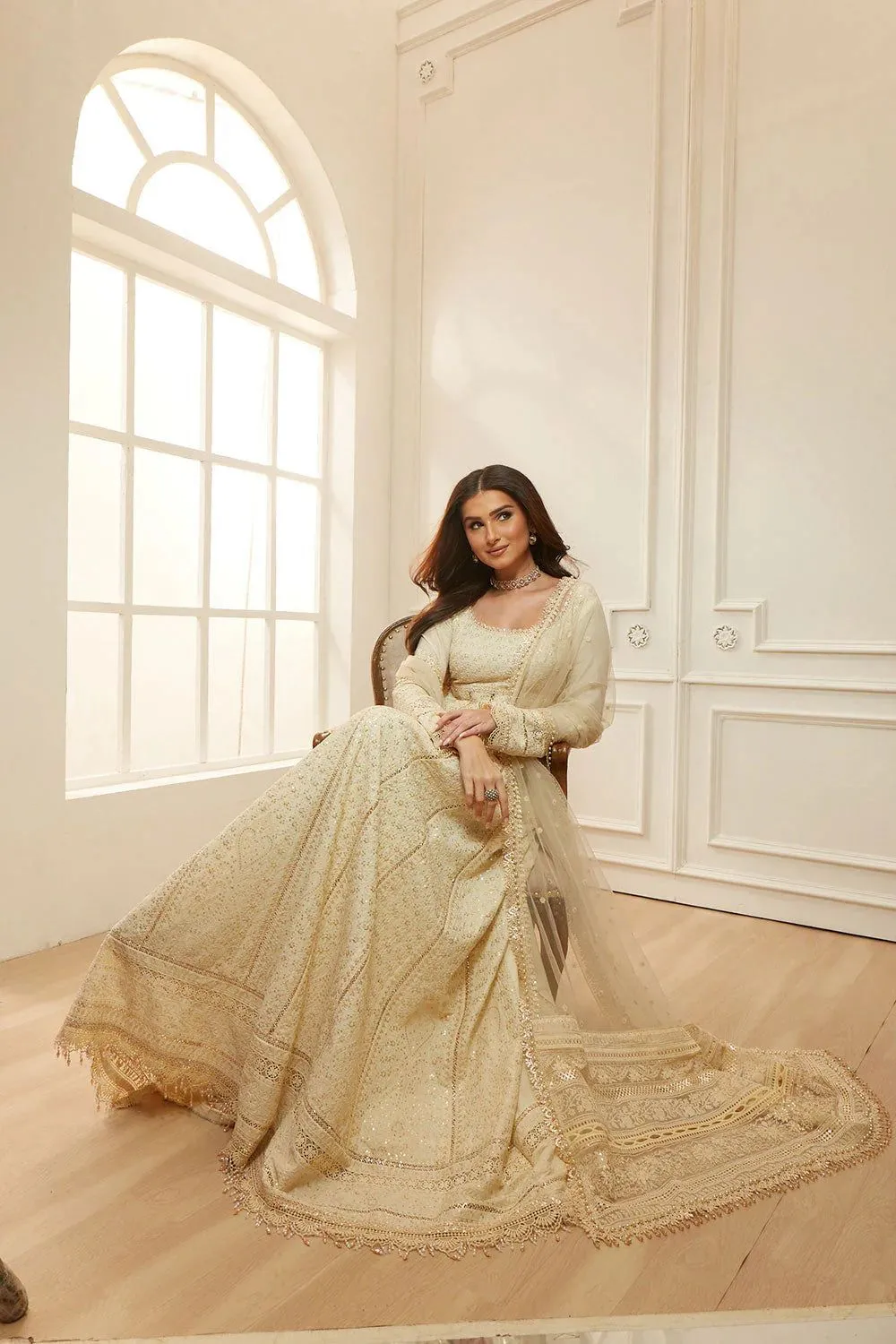 SOBIA NAZIR LUXURY LAWN