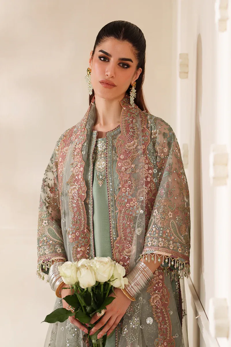 BAROQUE CHANTELLE FORMAL