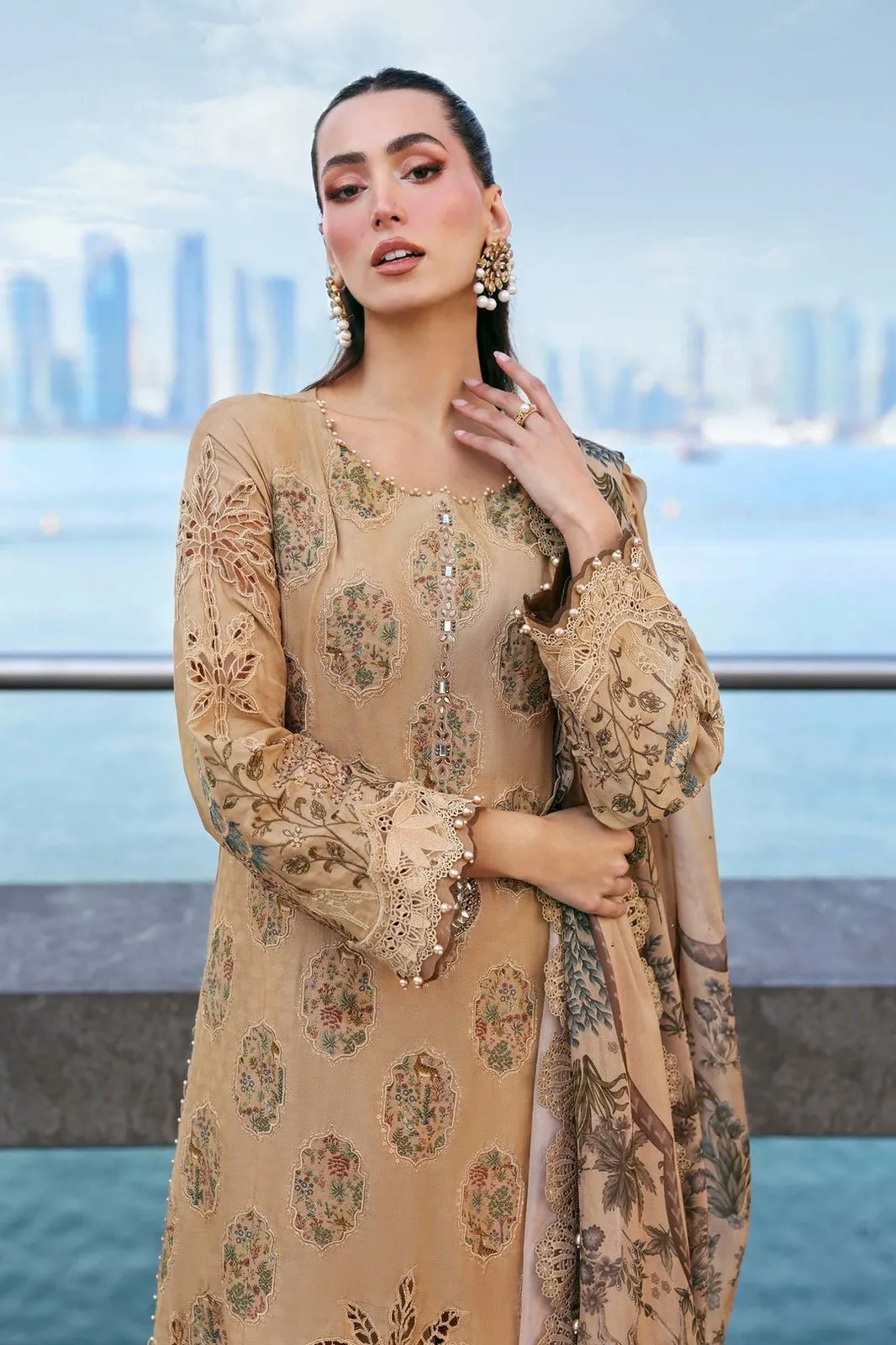 MARIA B LUXURY LAWN
