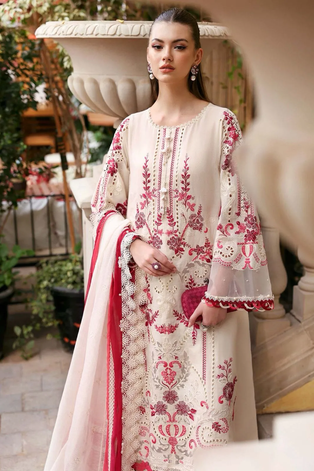 MARIA B LUXURY LAWN