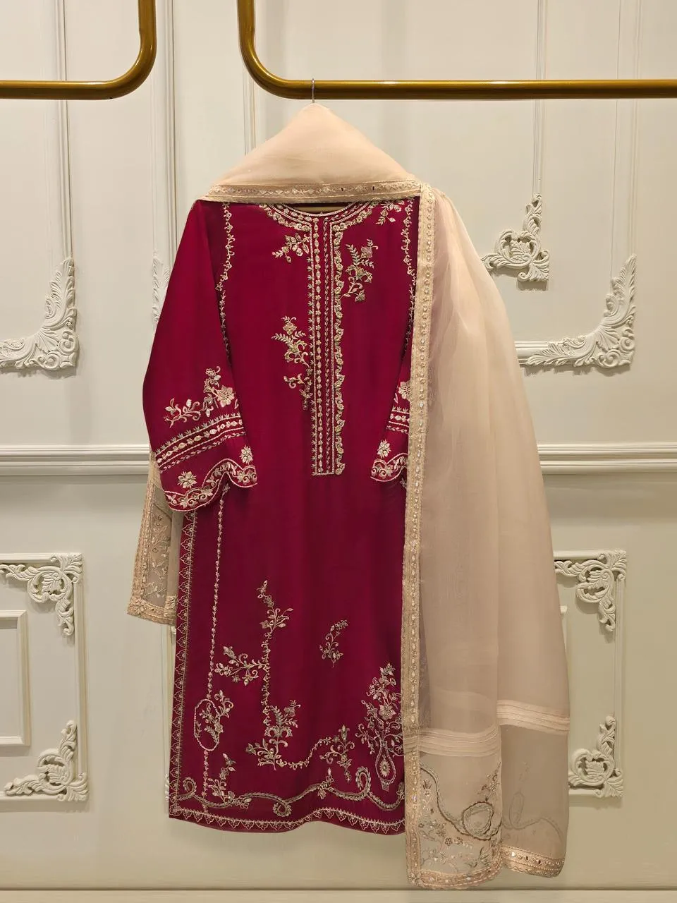 AGHA NOOR