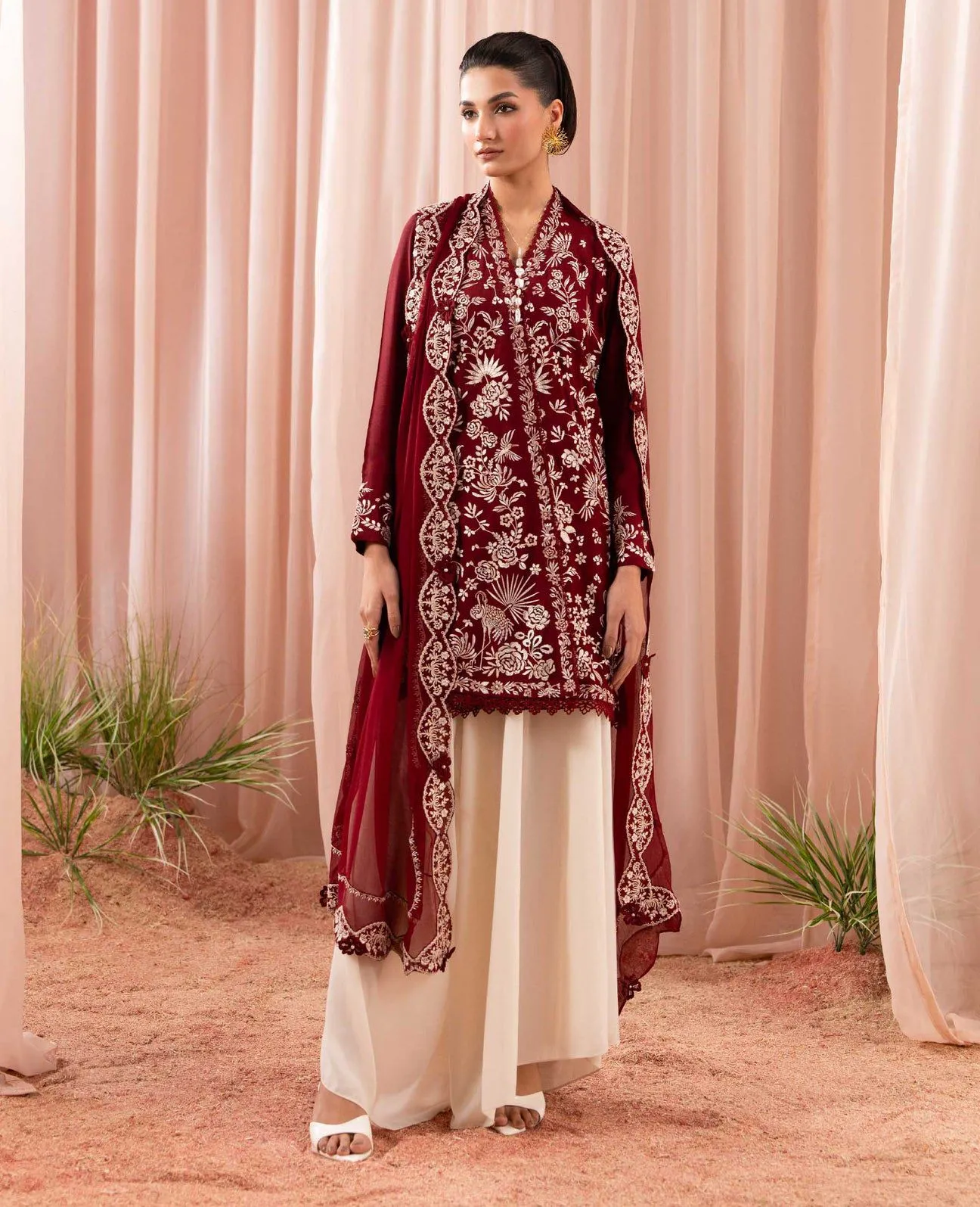 REPUBLIC WOMENSWEAR PREMIUM PRET