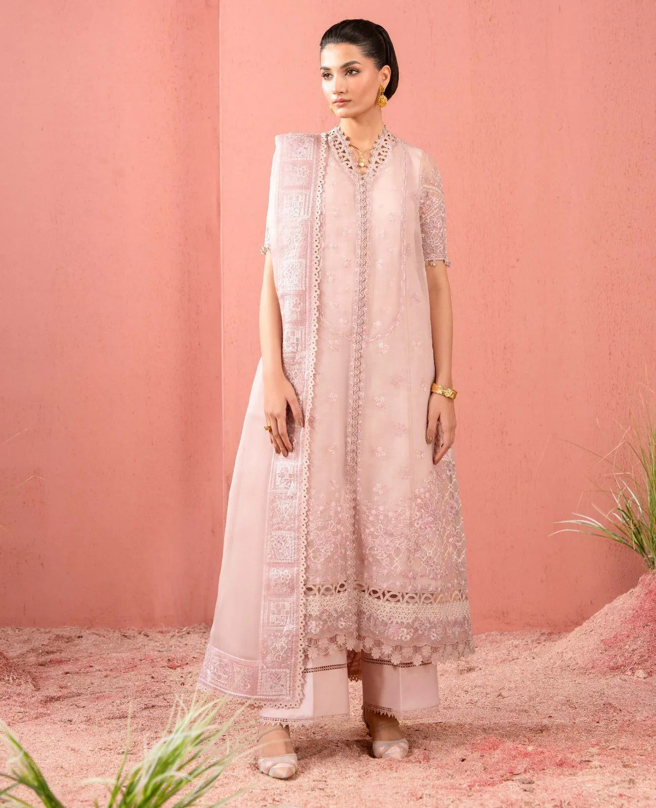 REPUBLIC WOMENSWEAR PREMIUM PRET