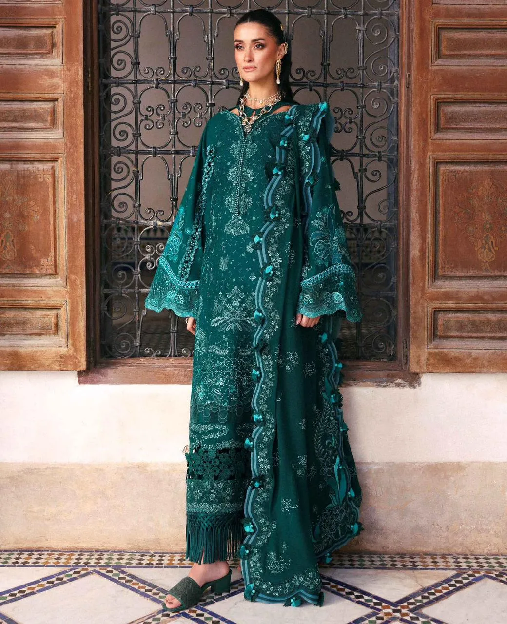 REPUBLIC Women’s Wear Reine 26