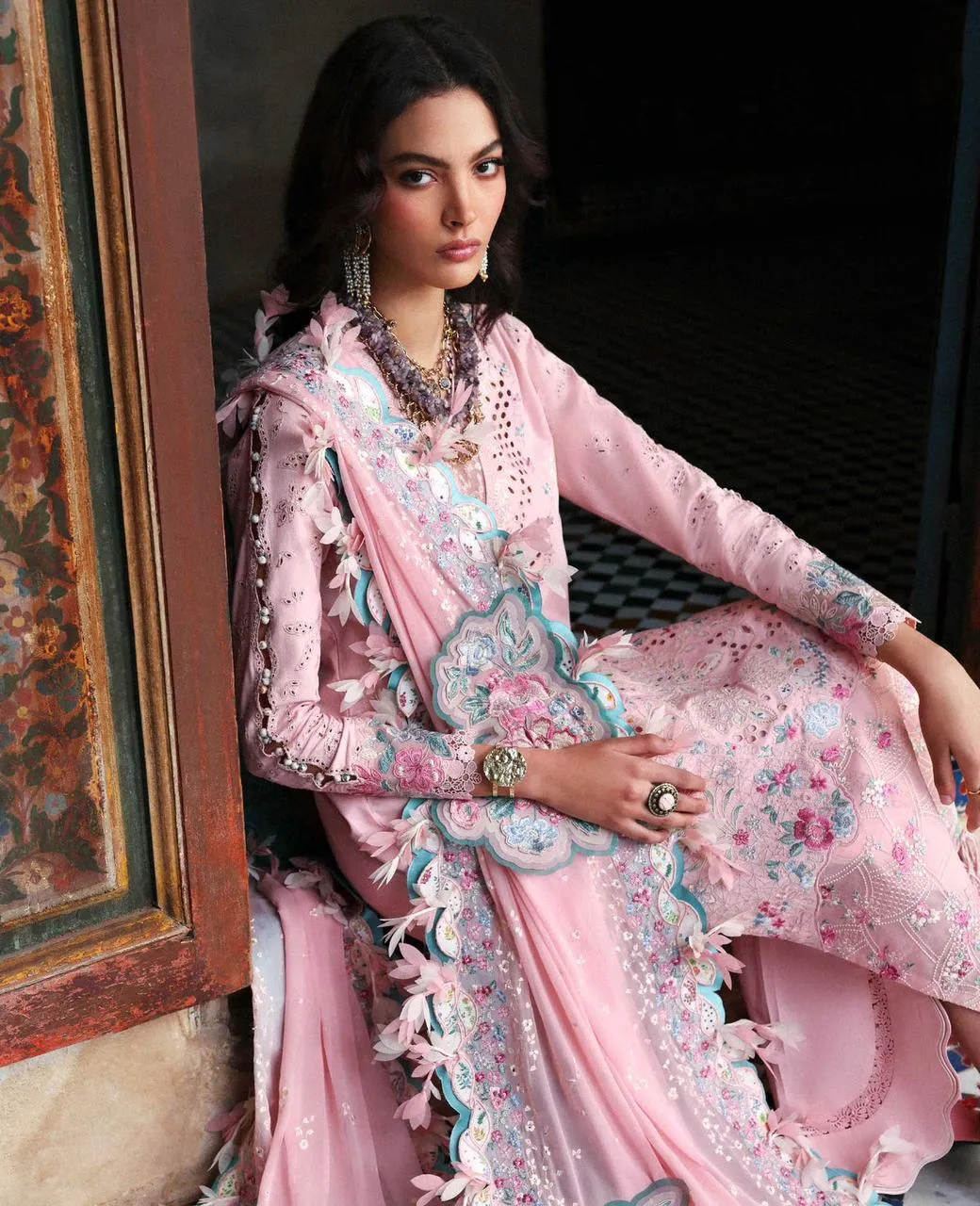 REPUBLIC Women’s Wear Reine 26